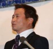 ���T�[���Έ�